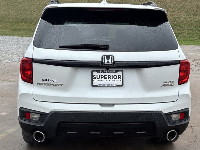 Used 2023 Honda Passport Elite image 4