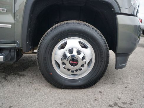 Used 2018 GMC Sierra 3500 Denali w/ Duramax Plus Package image 11