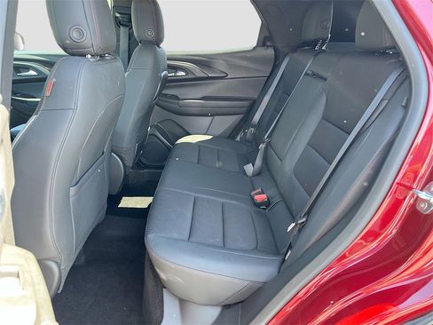 Used 2023 Chevrolet TrailBlazer RS image 23