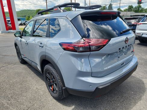 New 2026 Nissan Rogue SV AWD/4WD image 6