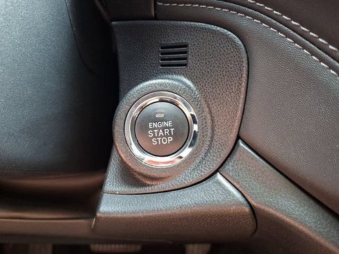 Used 2024 Subaru Outback Premium AWD/4WD image 29