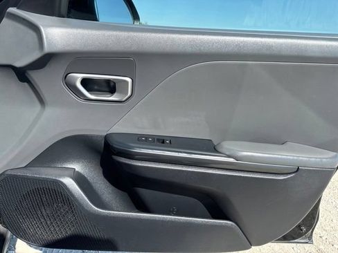 Used 2025 Kia K4 FWD image 16