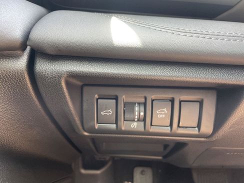Used 2024 Subaru Outback Limited AWD/4WD image 21