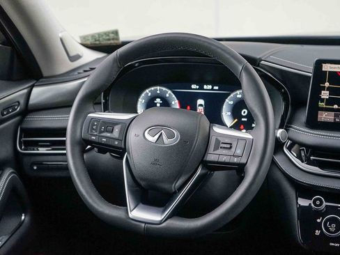 Certified 2025 INFINITI QX60 Luxe image 14