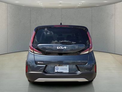 Used 2025 Kia Soul LX w/ LX Technology Package