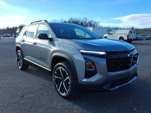 New 2026 Chevrolet Equinox RS w/ Convenience Package III FWD image 8