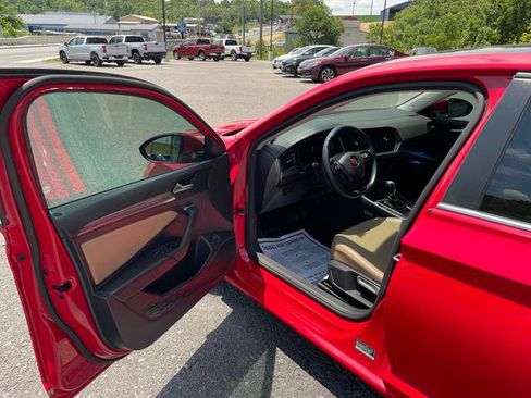 Used 2019 Volkswagen Jetta SEL FWD image 14