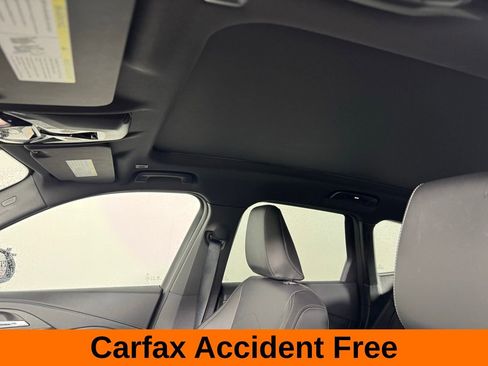 Used 2025 BMW X1 xDrive28i image 3