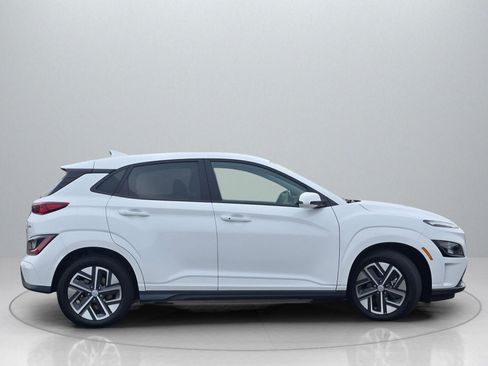 Certified 2023 Hyundai Kona SE image 9