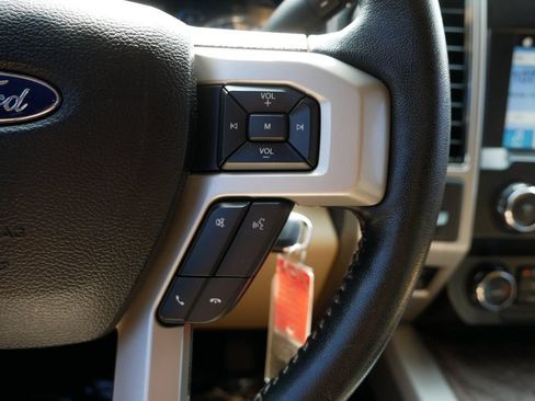 Certified 2019 Ford F250 Lariat RWD image 22