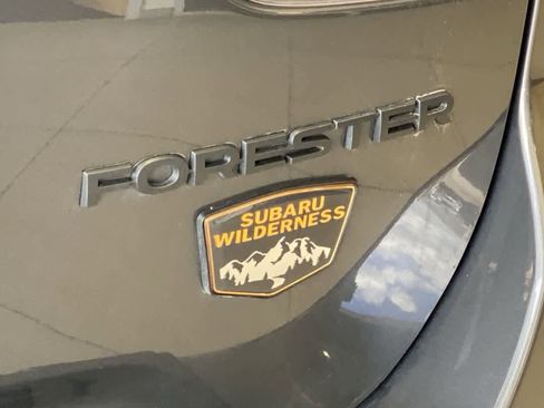 Used 2024 Subaru Forester Wilderness w/ Convenience Package AWD/4WD image 12