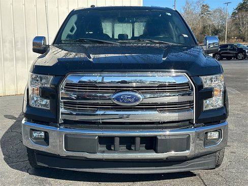 Used 2017 Ford F150 Lariat image 3