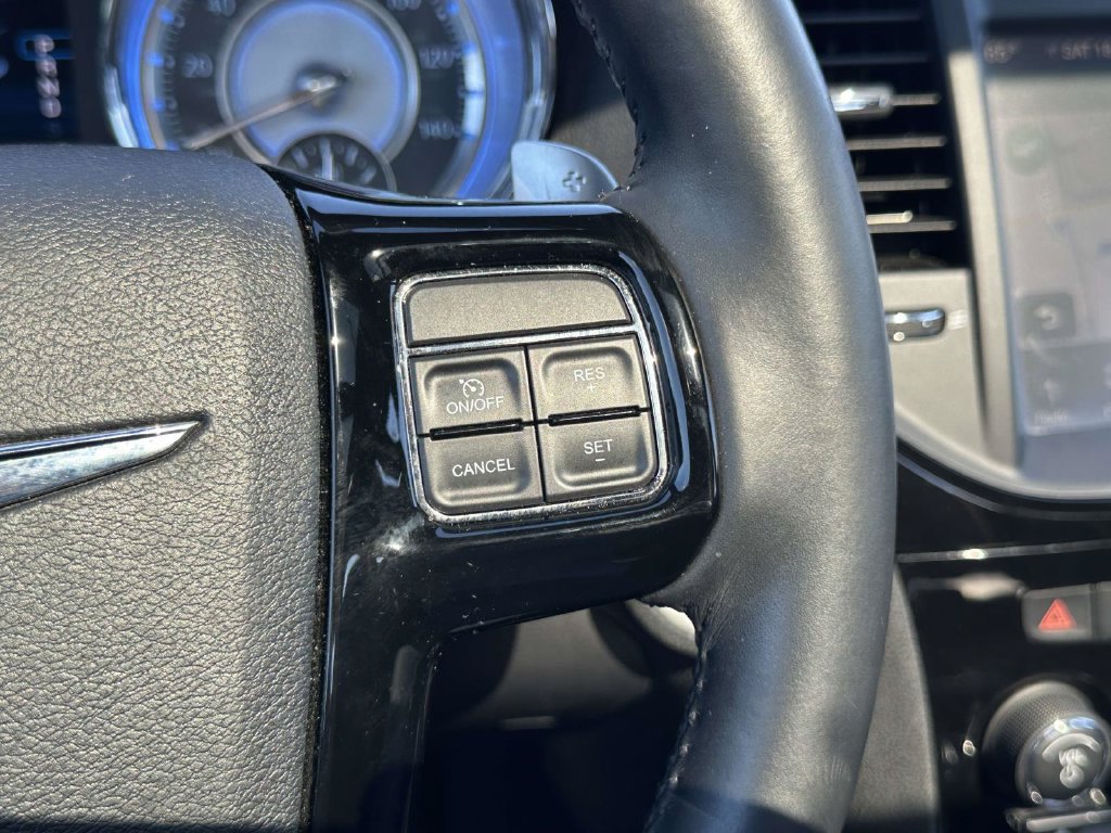 Used 2013 Chrysler 300 S AWD/4WD image 25