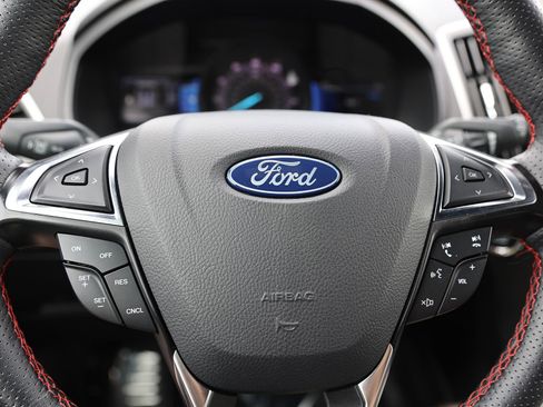 Used 2024 Ford Edge ST-Line AWD/4WD image 37