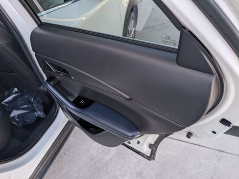 Used 2021 MAZDA CX-30 FWD 2.5 S w/ Preferred Package image 28