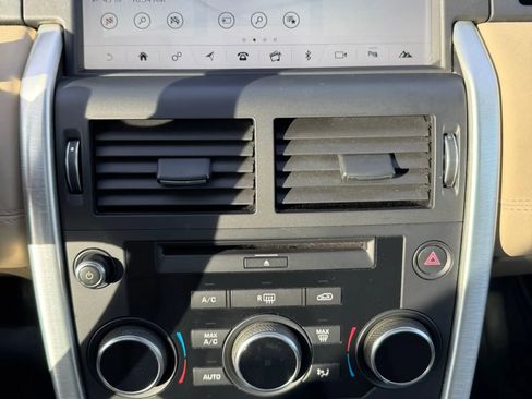 Used 2018 Land Rover Discovery Sport HSE AWD/4WD image 59