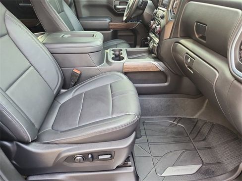 Used 2021 Chevrolet Silverado 1500 High Country w/ Technology Package image 29