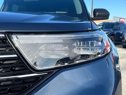 Used 2020 Ford Explorer XLT w/ Equipment Group 202A image 11