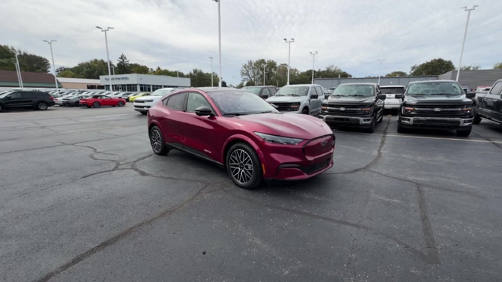Used 2025 Ford Mustang Mach-E Premium AWD/4WD image 48