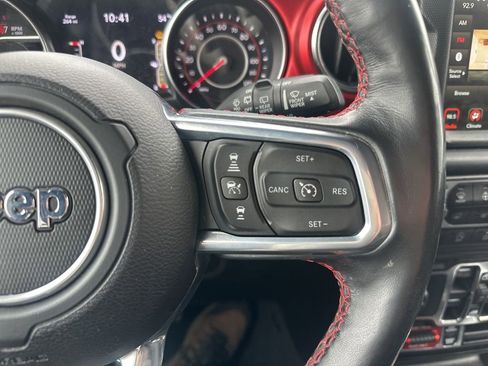 Used 2021 Jeep Wrangler Unlimited Rubicon image 17