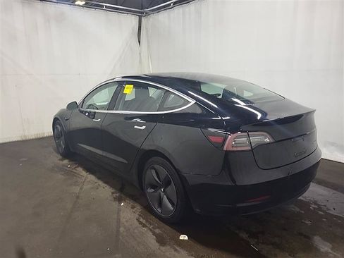 Used 2018 Tesla Model 3 Long Range AWD/4WD image 7