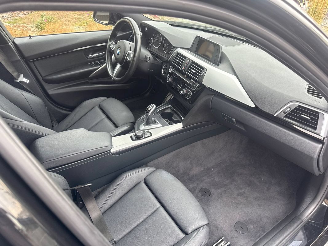 Used 2017 BMW 330i Sedan RWD image 45