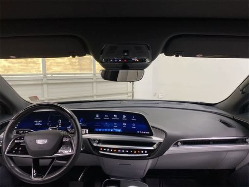 Certified 2025 Cadillac Lyriq Sport image 13