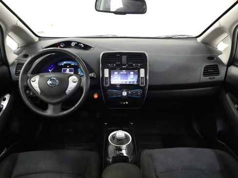 Used 2016 Nissan Leaf SV image 14