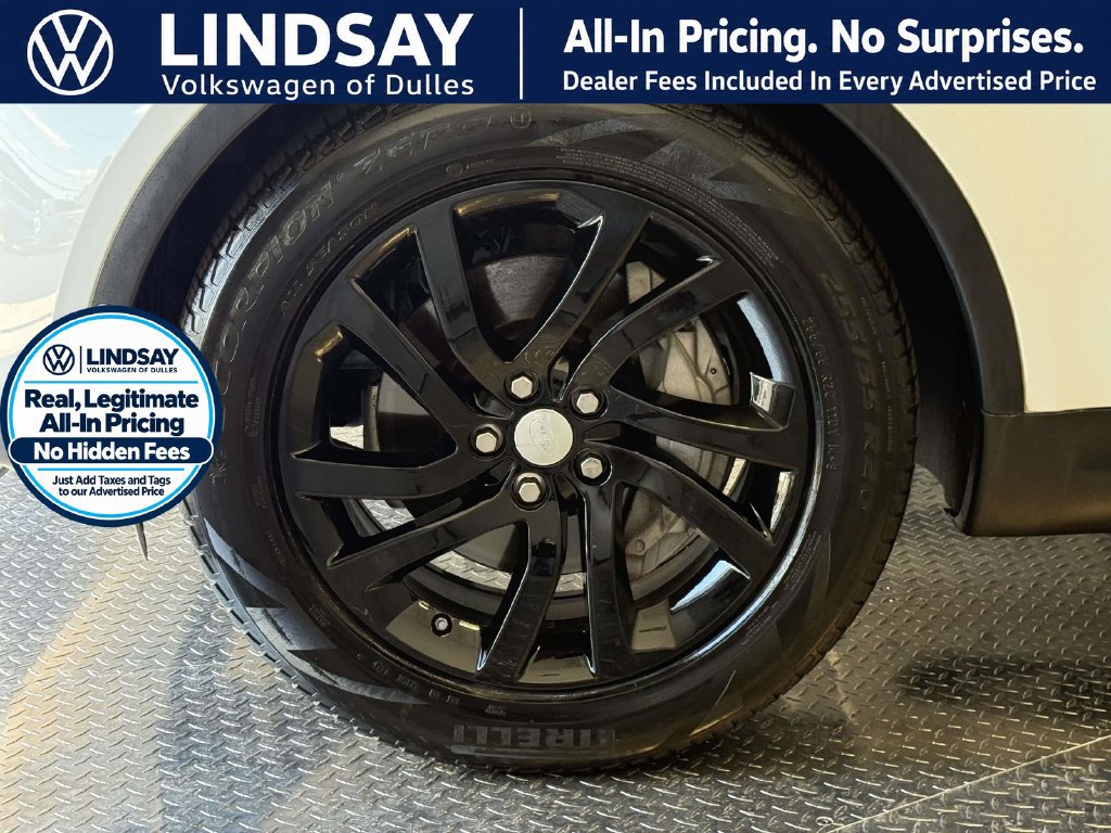 Used 2019 Land Rover Discovery HSE AWD/4WD image 8