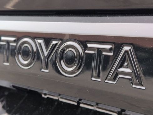New 2026 Toyota Tundra Platinum image 27