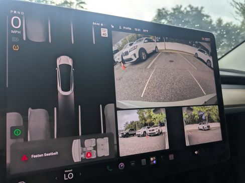 Used 2023 Tesla Model 3 Standard Range RWD image 26