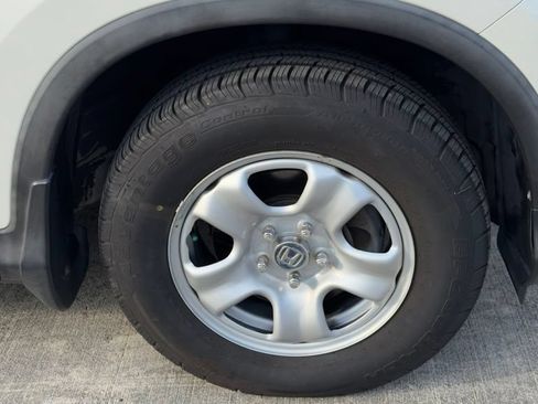 Used 2014 Honda CR-V LX image 11