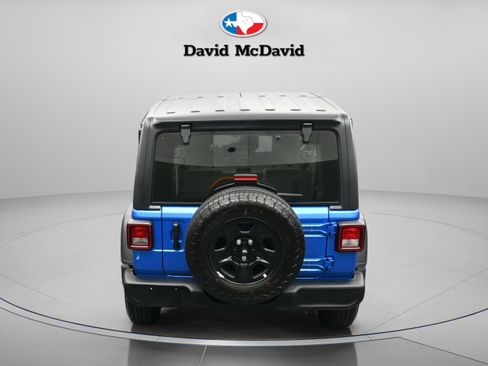 Used 2025 Jeep Wrangler Sport image 16