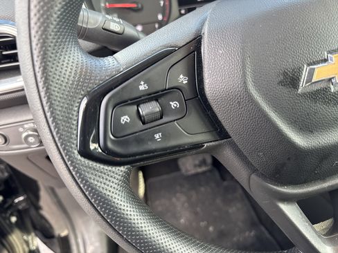 Used 2023 Chevrolet TrailBlazer LT w/ Convenience Package image 15