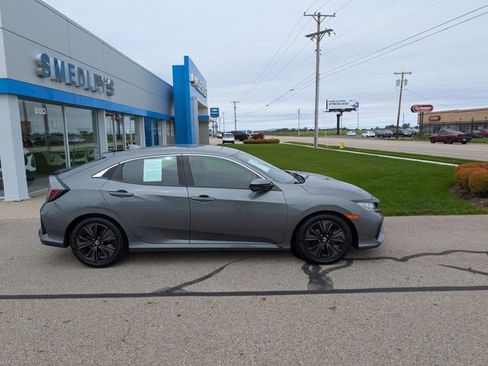 Used 2019 Honda Civic EX image 2