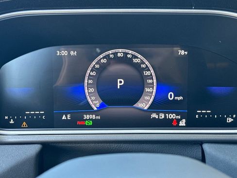 Certified 2026 Volkswagen Taos SE AWD/4WD image 24