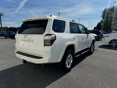 Used 2024 Toyota 4Runner SR5 image 27