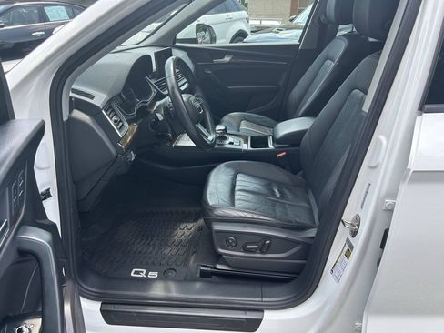 Used 2018 Audi Q5 2.0T Premium w/ Convenience Package AWD/4WD image 16