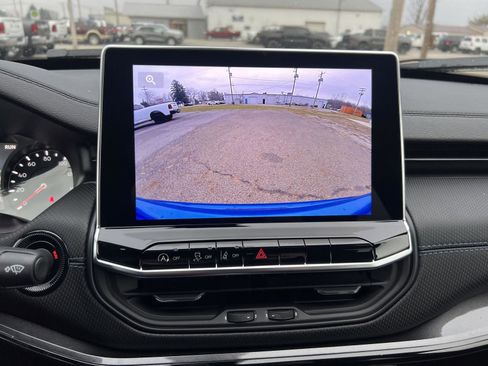 New 2026 Jeep Compass Latitude image 20