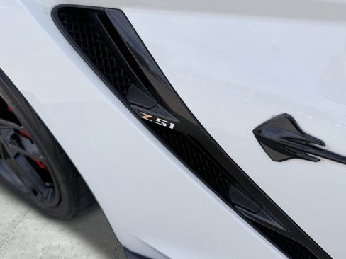 Used 2017 Chevrolet Corvette Stingray Coupe w/ Carbon Flash Badge Package image 9