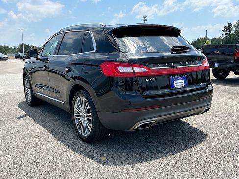 Used 2017 Lincoln MKX Reserve w/ Lincoln MKX Climate Package FWD image 6