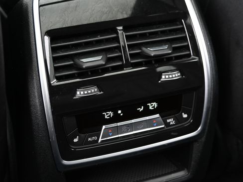 Used 2023 BMW X5 sDrive40i w/ M Sport Package image 31