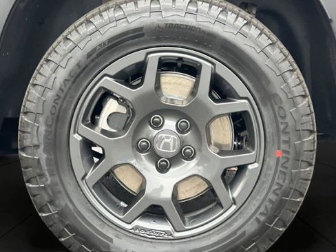 New 2025 Honda Pilot TrailSport image 11