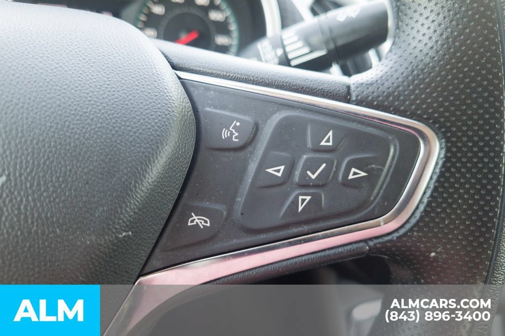 Used 2024 Chevrolet Malibu LT FWD image 11