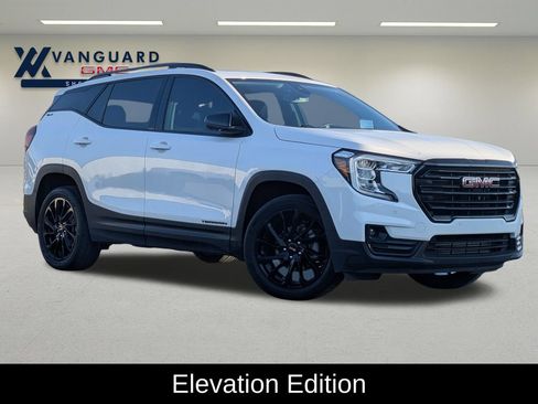 Used 2024 GMC Terrain SLT w/ Tech Package AWD/4WD image 1