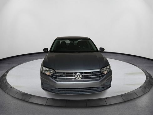 Used 2020 Volkswagen Jetta S image 2