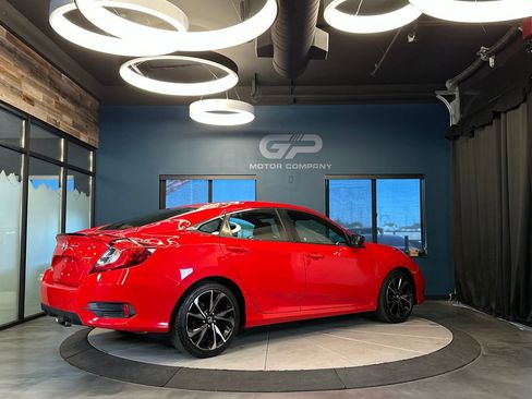 Used 2021 Honda Civic Sport image 3