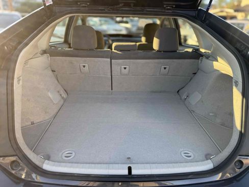 Used 2015 Toyota Prius Two FWD image 12