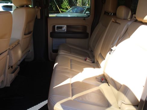 Used 2014 Ford F150 Lariat w/ Equipment Group 501A Mid RWD image 7