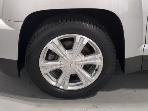 Used 2017 GMC Terrain SLT w/ Open Road Package AWD/4WD image 17